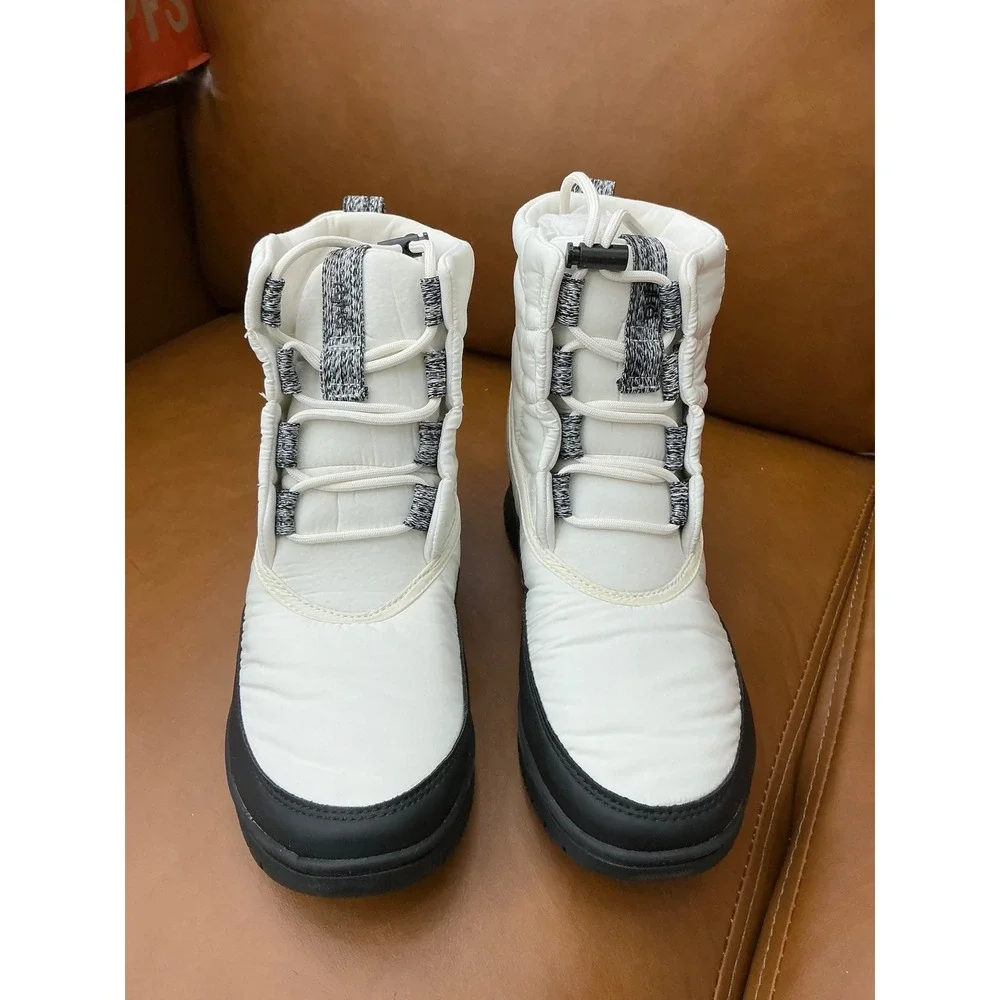 Ryka Solace Winter Boots Womens 6W White Water Repellent Quilted